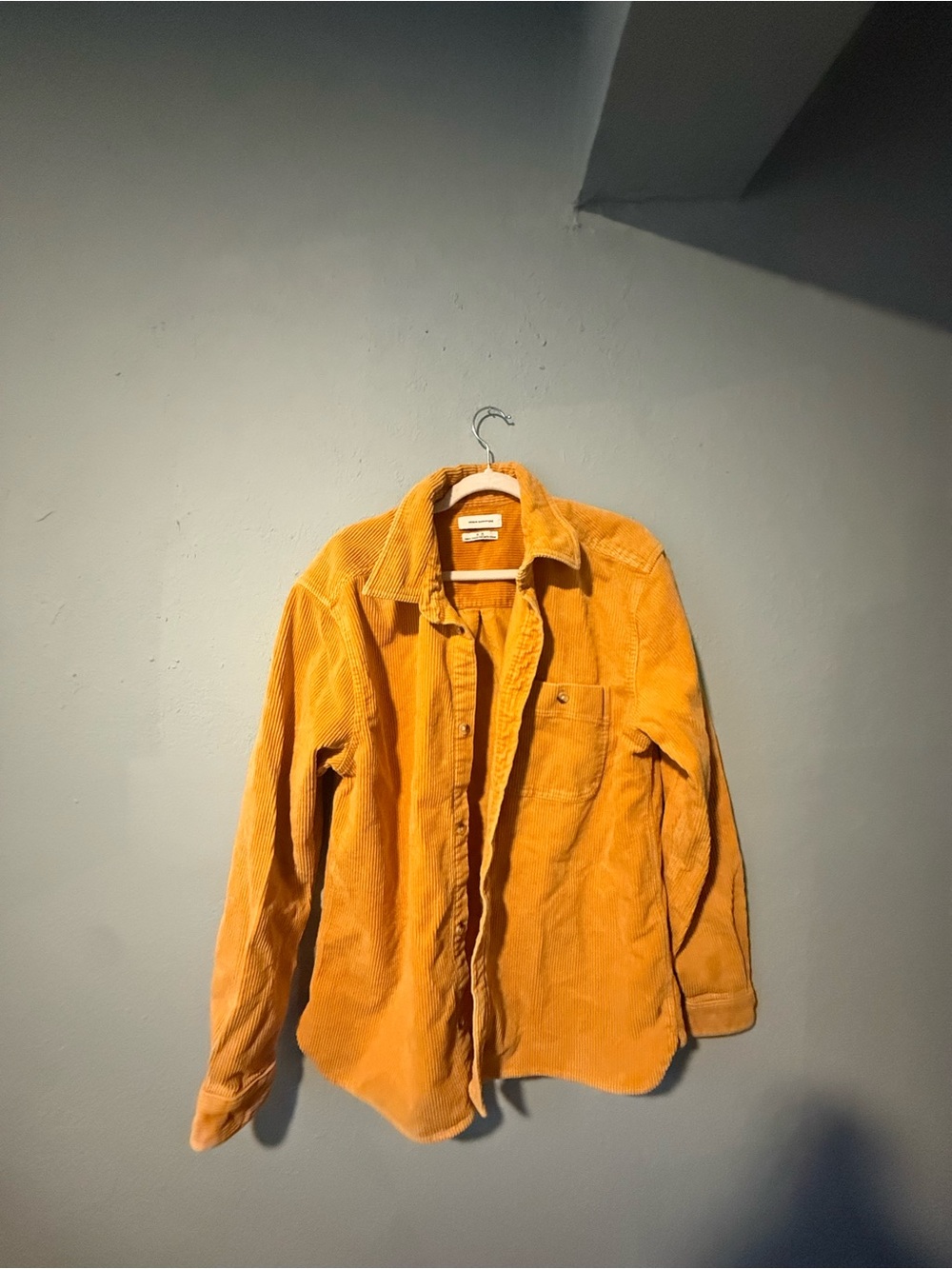 Urban Outfitters Men Medium Corduroy Button-Up Shirt Jacket - Mustard Yellow